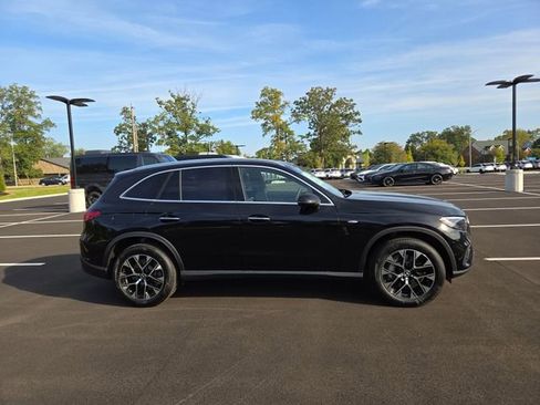 New 2025 Mercedes-Benz GLC 350e 4MATIC image 2