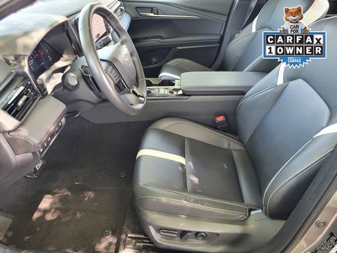 Used 2025 Toyota Camry SE FWD image 20