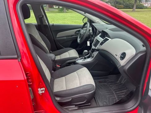 Used 2016 Chevrolet Cruze LS FWD image 26