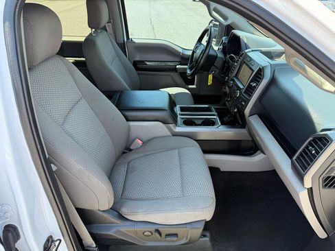 Used 2019 Ford F150 XLT w/ Equipment Group 302A Luxury AWD/4WD image 17