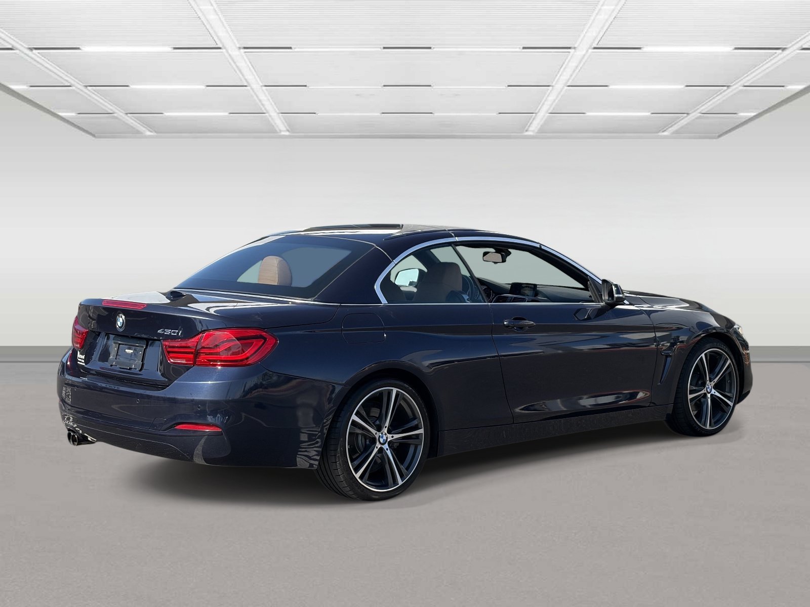 Used 2018 BMW 430i Convertible RWD image 5