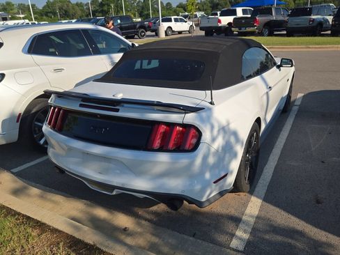 Used 2016 Ford Mustang GT Premium w/ Black Accent Package RWD image 3