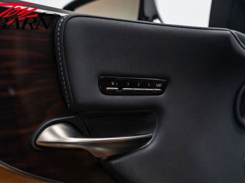 Used 2022 Lexus LS 500 AWD w/ Luxury Package image 20