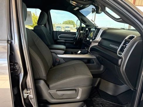 Used 2021 RAM 2500 Big Horn w/ Level B Equipment Group AWD/4WD image 13