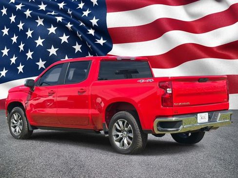 Used 2022 Chevrolet Silverado 1500 LT AWD/4WD image 10