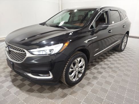 Used 2020 Buick Enclave Avenir w/ Avenir Technology Package AWD/4WD image 1