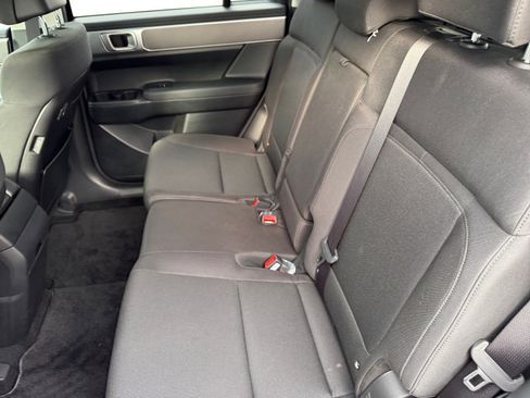 Certified 2025 Hyundai Santa Fe SE image 13