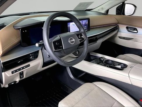 Used 2025 Nissan Murano Platinum w/ Cargo Package AWD/4WD image 16