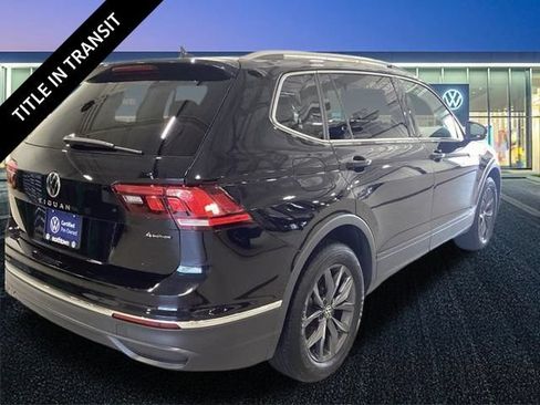 Used 2024 Volkswagen Tiguan SE AWD/4WD image 27