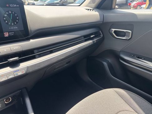 Used 2025 Kia K4 FWD image 34
