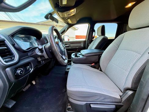 Used 2022 RAM 3500 Big Horn image 18