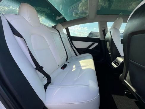 Used 2019 Tesla Model 3 Standard Range Plus image 19