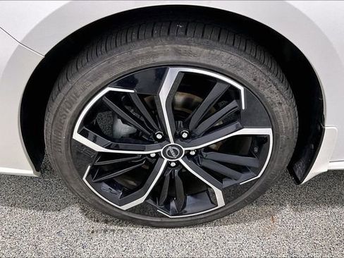 Used 2023 Nissan Altima 2.5 SR AWD/4WD image 35