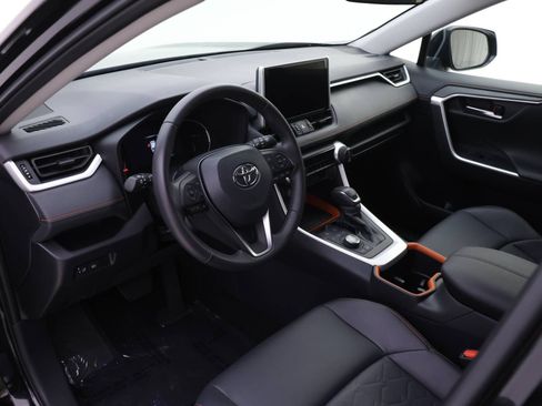 Used 2024 Toyota RAV4 Adventure image 3