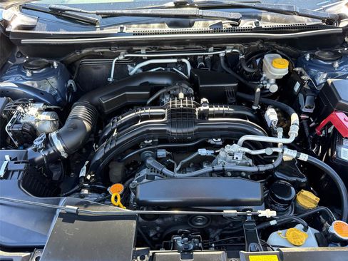 Used 2018 Subaru Crosstrek 2.0i Limited image 8