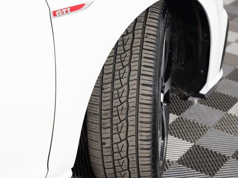 Used 2018 Volkswagen GTI S image 39