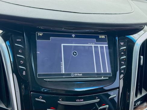 Used 2020 Cadillac Escalade Luxury image 9