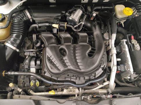 Used 2014 Jeep Cherokee Limited FWD image 30