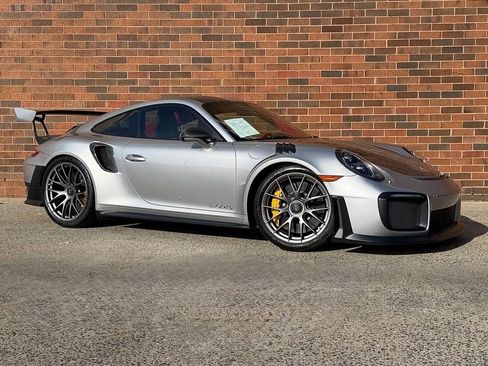 Certified 2018 Porsche 911 GT2 RS RWD image 9