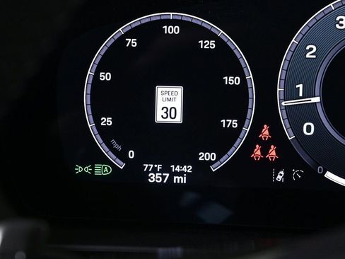 Certified 2025 Porsche Cayenne GTS image 12