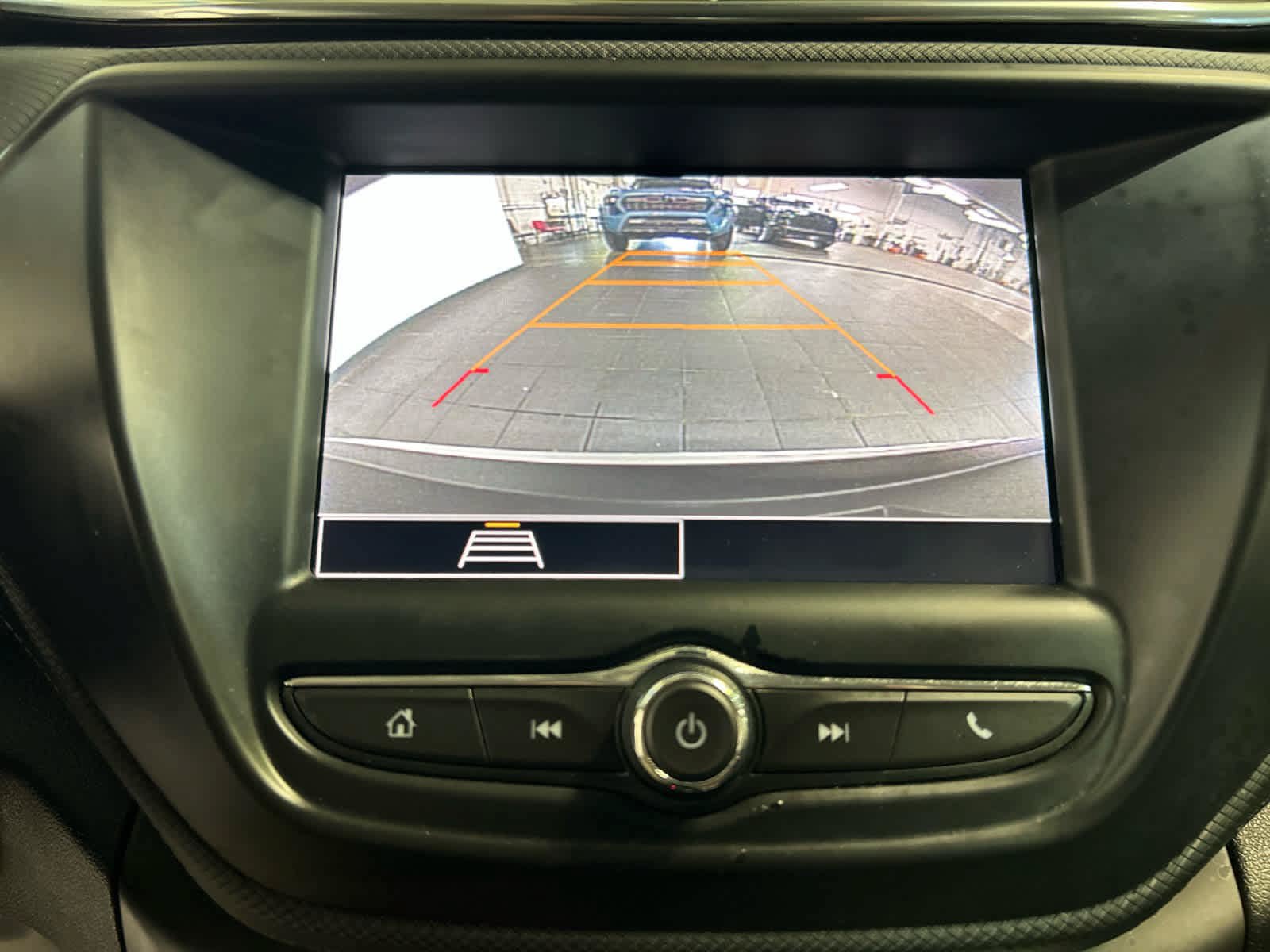 Used 2023 Chevrolet TrailBlazer LT FWD image 5