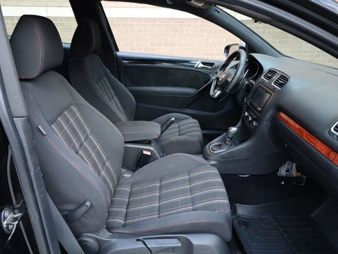 Used 2011 Volkswagen GTI Autobahn image 16