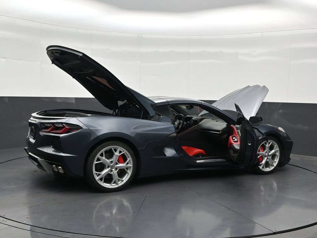 Used 2021 Chevrolet Corvette Stingray Preferred Cpe w/ 2LT RWD image 31