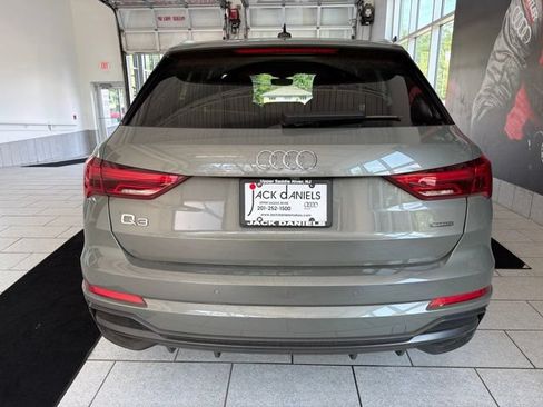 Used 2022 Audi Q3 2.0T Premium AWD/4WD image 4