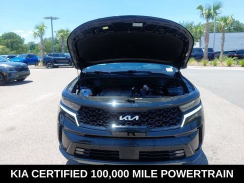 Certified 2023 Kia Sorento SX FWD image 9