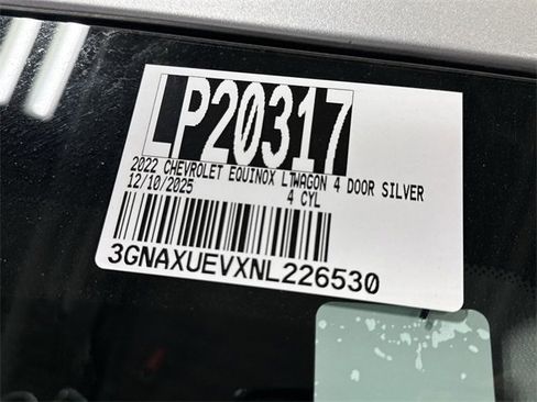 Certified 2022 Chevrolet Equinox LT image 30