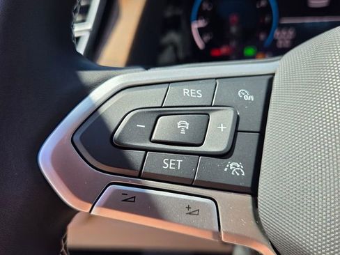 New 2026 Volkswagen Atlas SE FWD image 24
