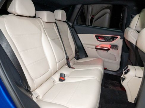 New 2026 Mercedes-Benz GLC 300 image 14