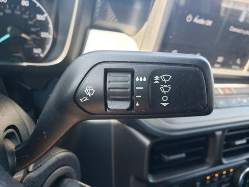 Used 2022 Ford Maverick XL w/ Equipment Group 100A Standard AWD/4WD image 22
