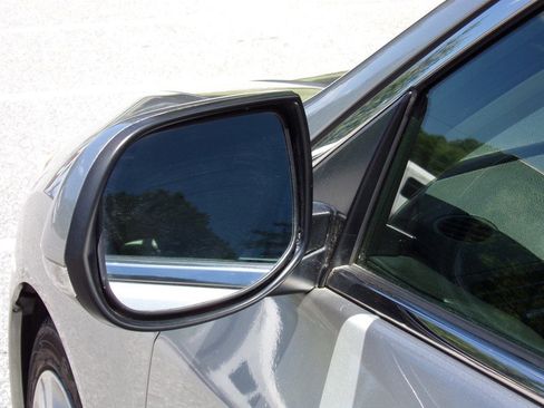Used 2010 Acura TSX V6 Sedan FWD image 12