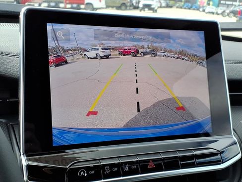 New 2026 Jeep Compass Latitude image 24