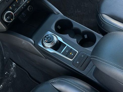 Certified 2021 Ford Escape SEL image 23