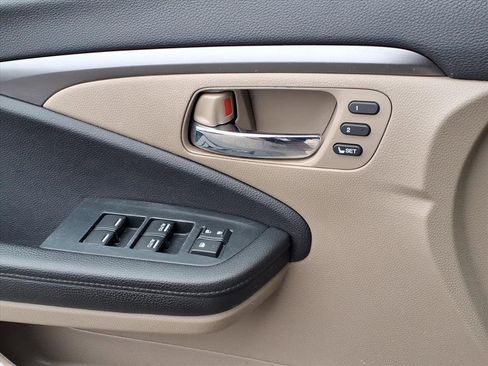 Used 2022 Honda Pilot Special Edition image 17