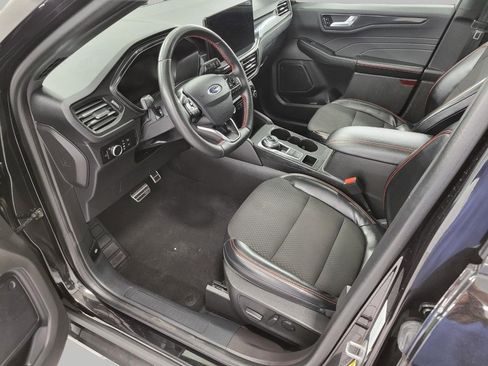 Used 2023 Ford Escape ST-Line w/ Tech Pack #1 AWD/4WD image 9