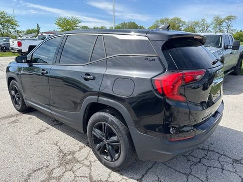 Used 2018 GMC Terrain SLE FWD image 3