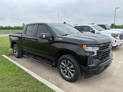 Used 2025 Chevrolet Silverado 1500 RST AWD/4WD image 5