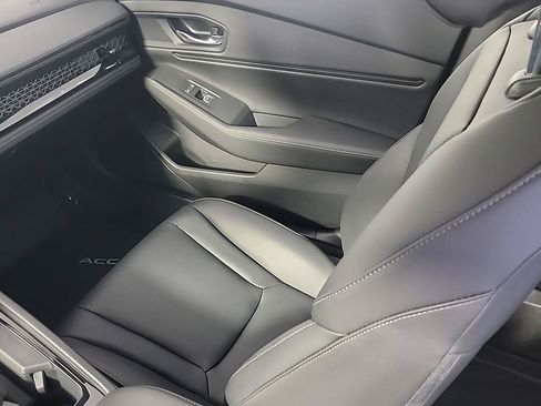 Certified 2025 Honda Accord Sport image 21