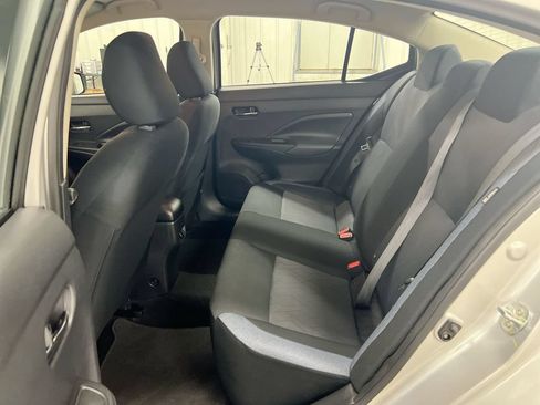 Used 2024 Nissan Versa SV FWD image 21