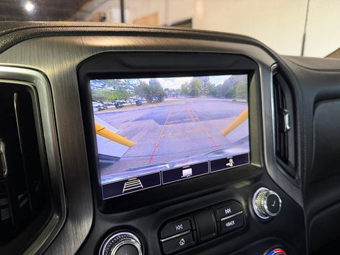 Used 2020 GMC Sierra 2500 Denali AWD/4WD image 17