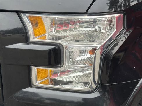 Used 2015 Ford F150 XLT w/ Equipment Group 302A Luxury image 10