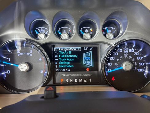 Used 2014 Ford F250 XLT w/ XLT Premium Package image 26