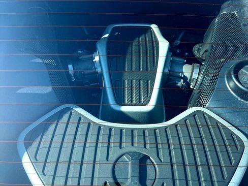 Used 2012 McLaren MP4-12C Coupe image 42