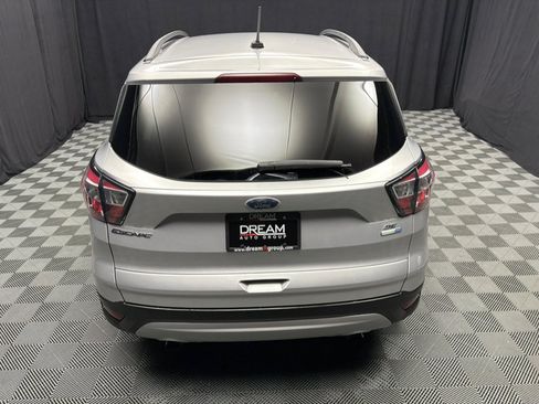 Used 2018 Ford Escape SE AWD/4WD image 4