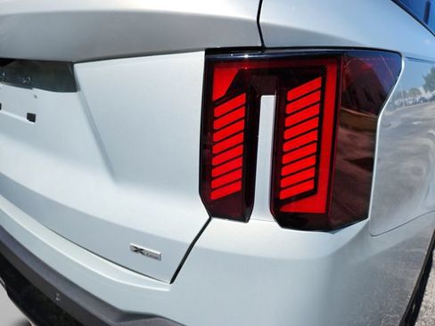 New 2026 Kia Sorento SX AWD/4WD image 34