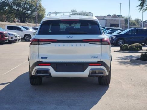 Used 2023 INFINITI QX60 Sensory w/ Vision Package image 13