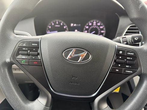 Used 2017 Hyundai Sonata SE image 41